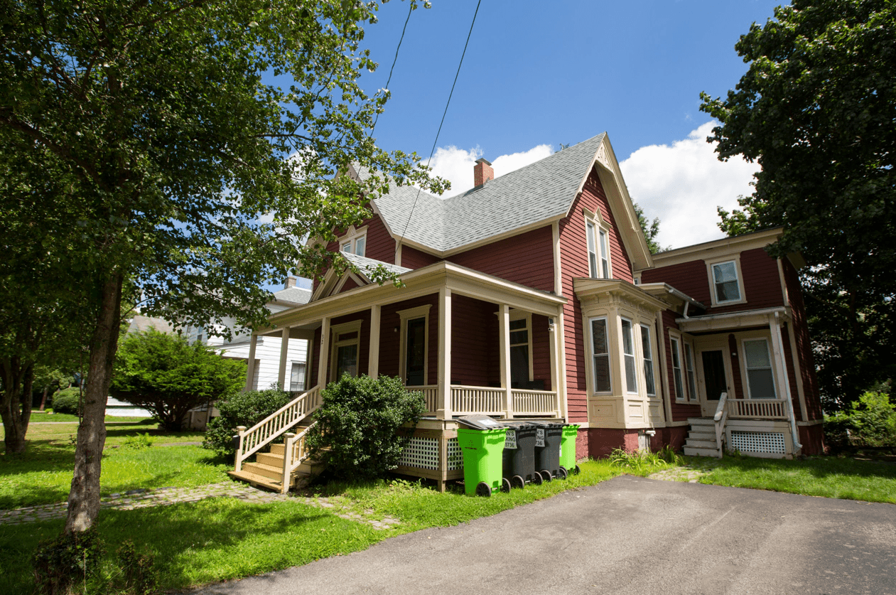 32 Ford Avenue - photo 1