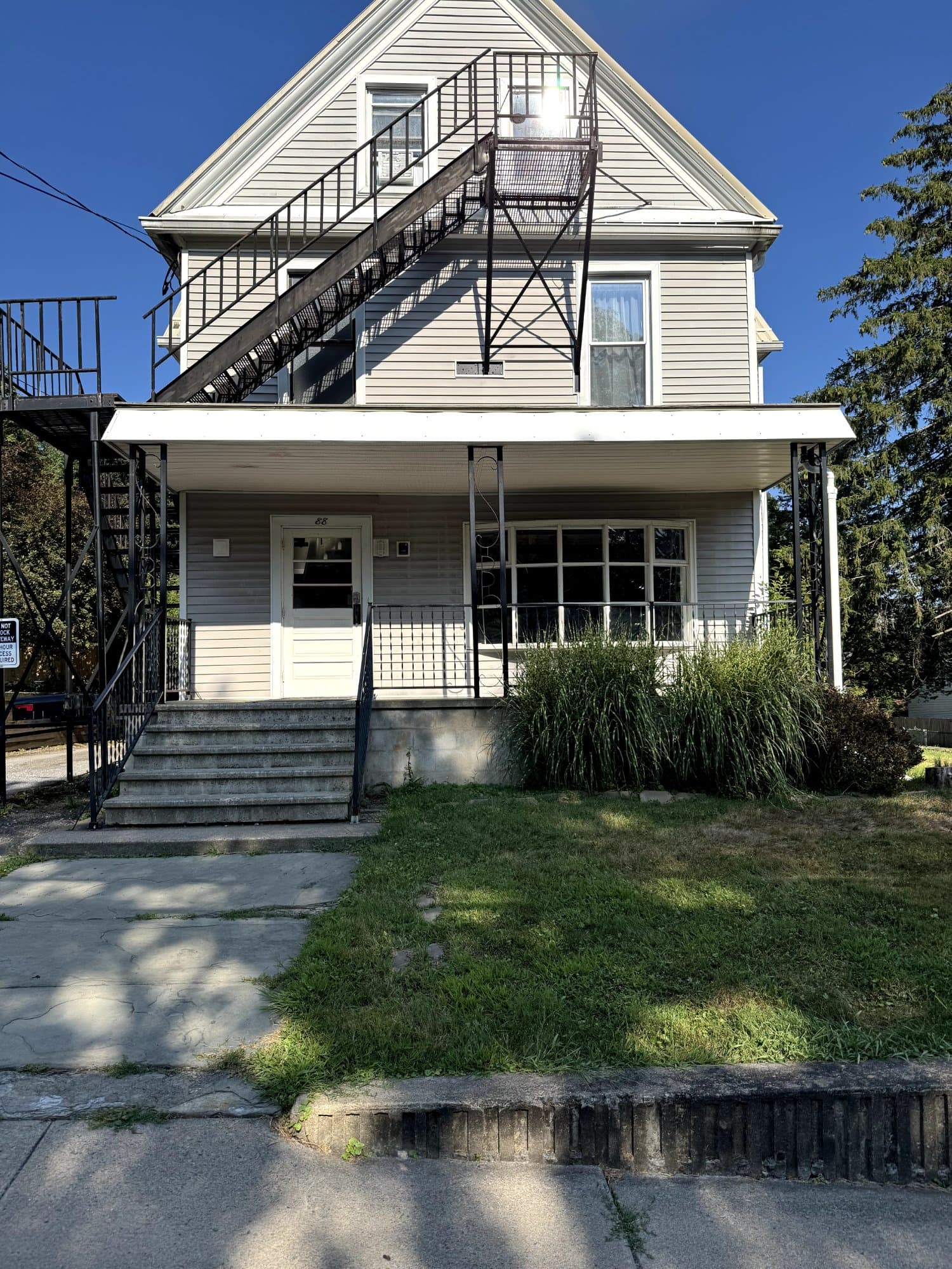 88 Elm Street - photo 1