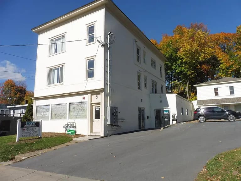 395 Main Street — Unit 2 - photo 1