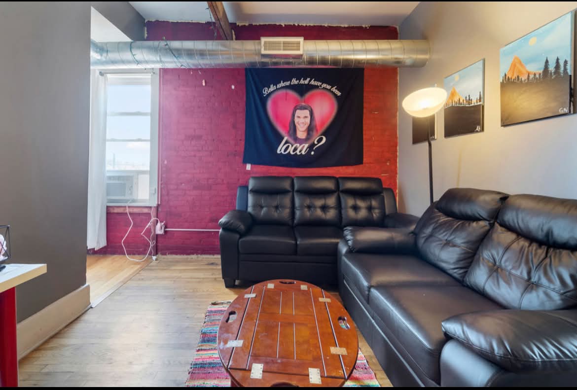 23 E Clinton St. — 2R