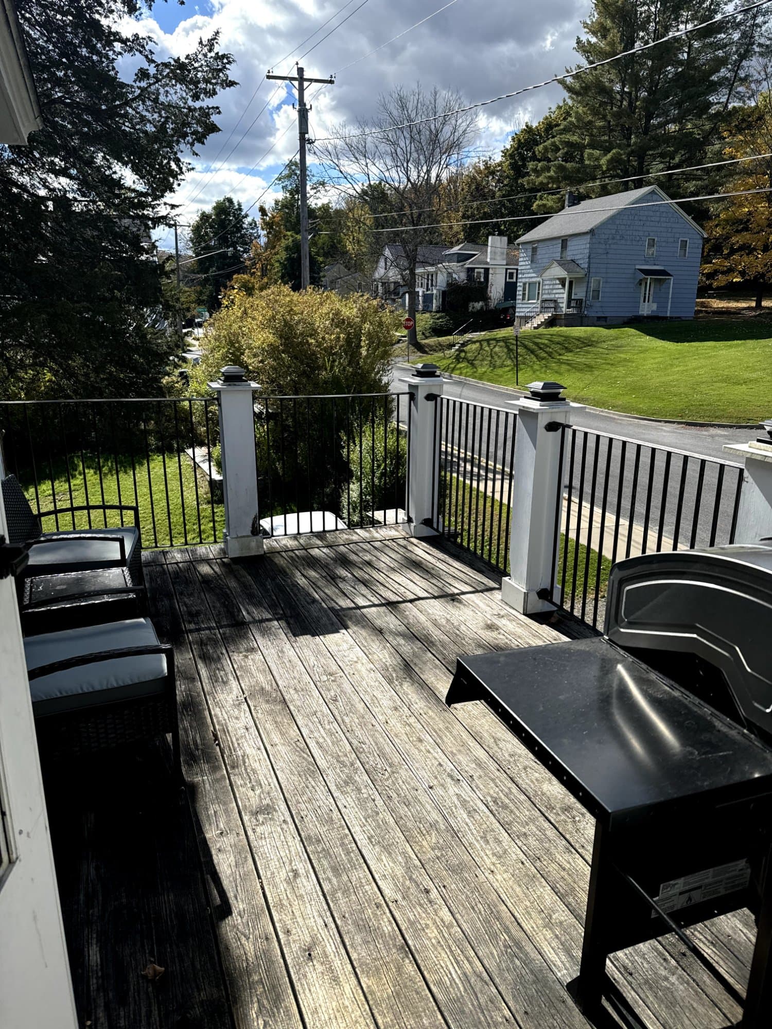 44 Clinton Street — Upstairs - photo 1